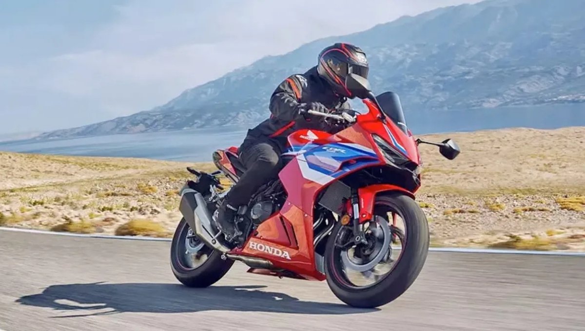 Honda CBR500R: अब सिर्फ ₹5.80 लाख में मिलेगा 500cc का धाकड़ इंजन