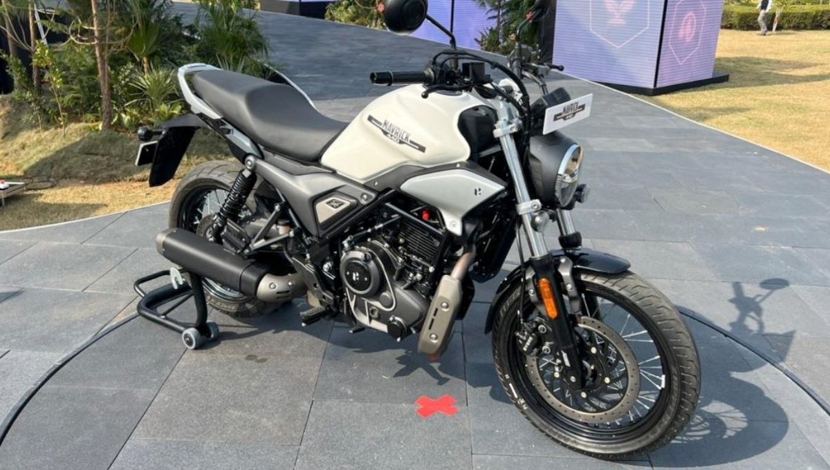 Hero Mavrick 440: रेट्रो लुक और दमदार इंजन वाली ये बाइक बुलेट को भी दे रही टक्कर