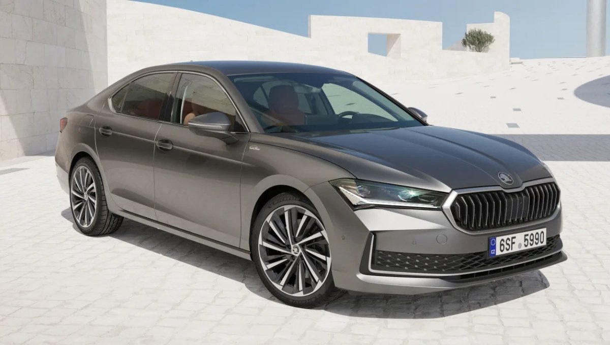 Skoda Superb: लग्जरी, सेफ्टी और ताकत का परफेक्ट कॉम्बिनेशन, जल्द होगी भारत में लॉन्च