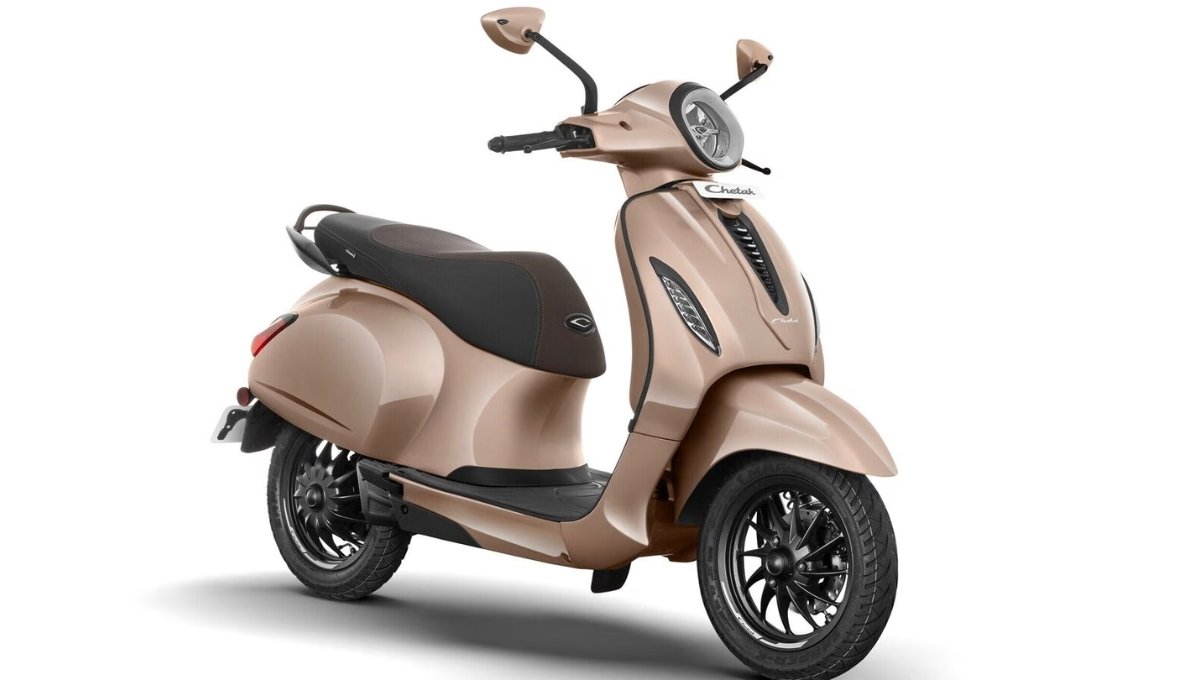 Bajaj Chetak: एक शानदार इलेक्ट्रिक स्कूटर जो दिल भी जीतता है और सफर भी