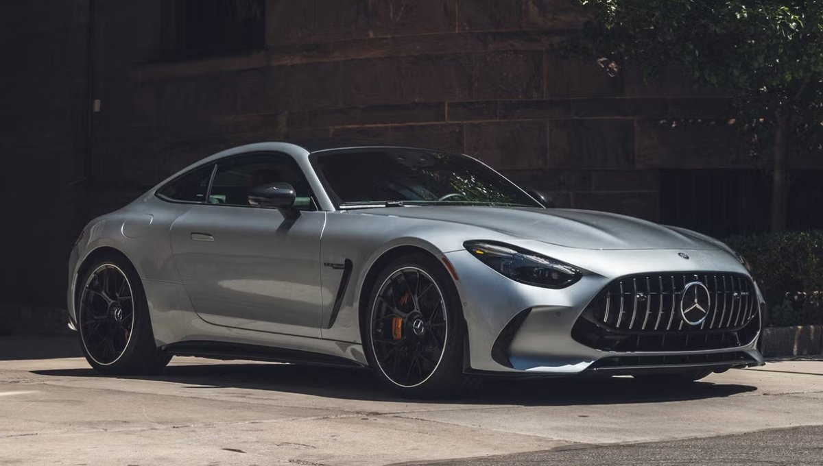 Mercedes-Benz AMG GT Coupe: दमदार इंजन और शानदार डिजाइन का जबरदस्त कॉम्बिनेशन