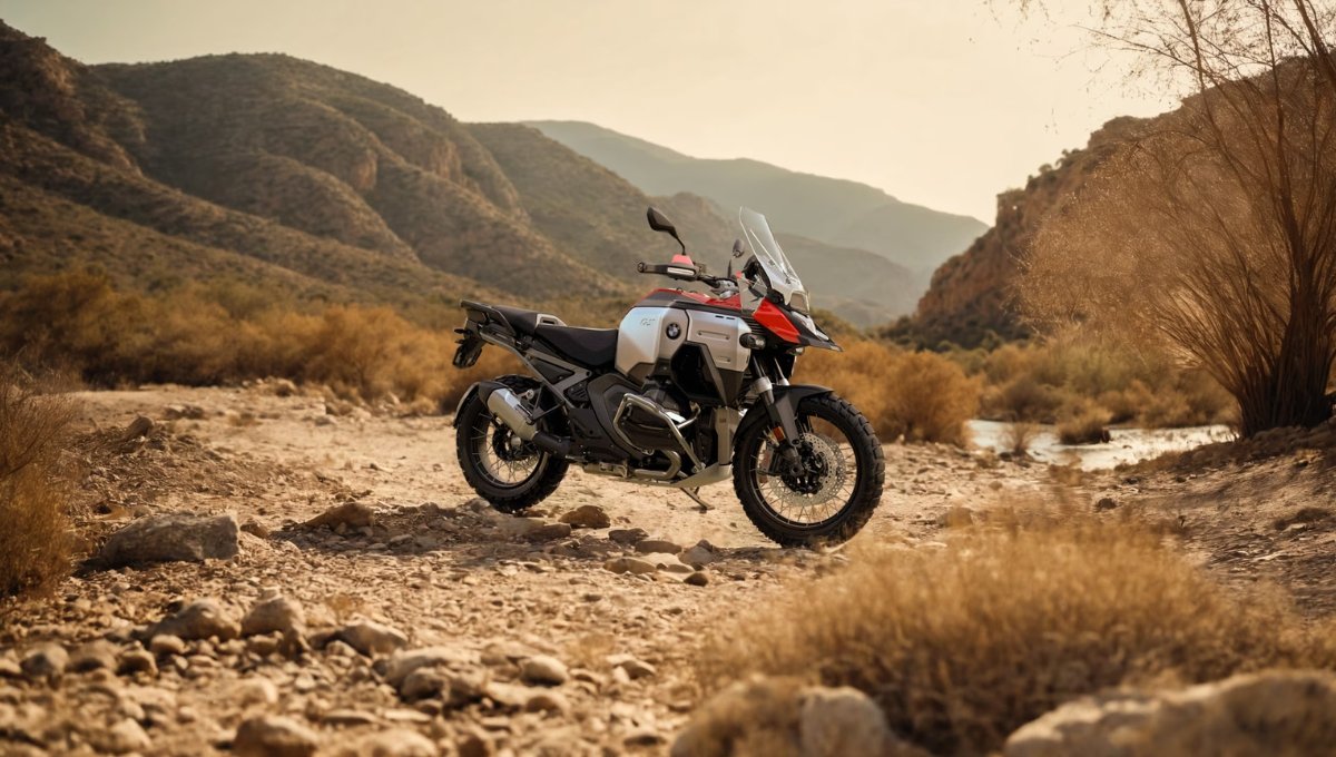 BMW R1300 GS: ₹20 लाख से शुरू होने वाली ये 21 kmpl माइलेज वाली एडवेंचर बाइक