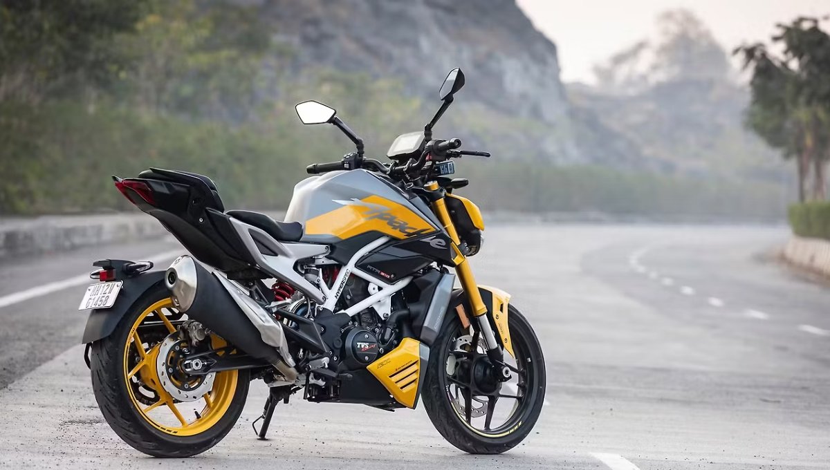 TVS Apache RTR 310: सिर्फ ₹8,189 EMI में बन सकती है आपकी स्पोर्ट बाइक
