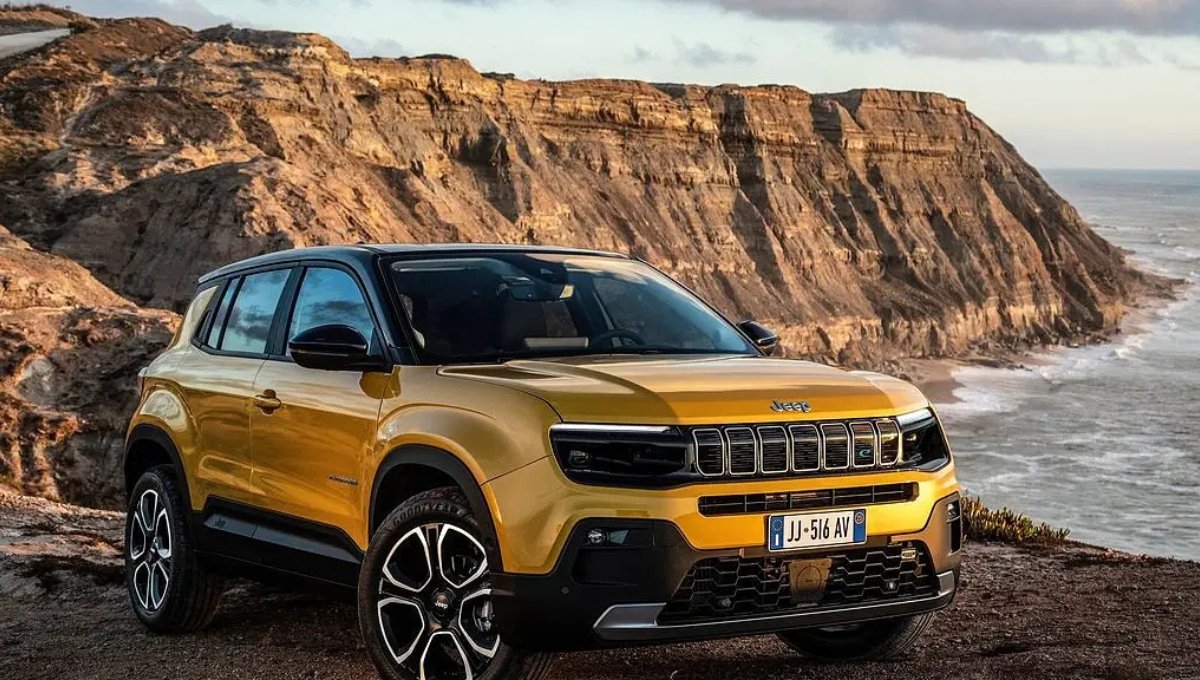 Jeep Avenger: अब सिर्फ 8 लाख में मिलेगी दमदार ताकत और लक्ज़री लुक वाली SUV
