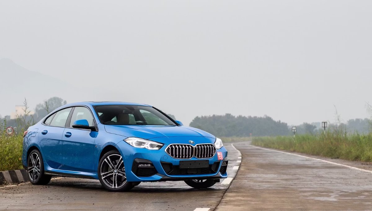 BMW 2 Series 2025: ₹45 लाख में मिल रही है 18kmpl की शानदार लक्ज़री कार