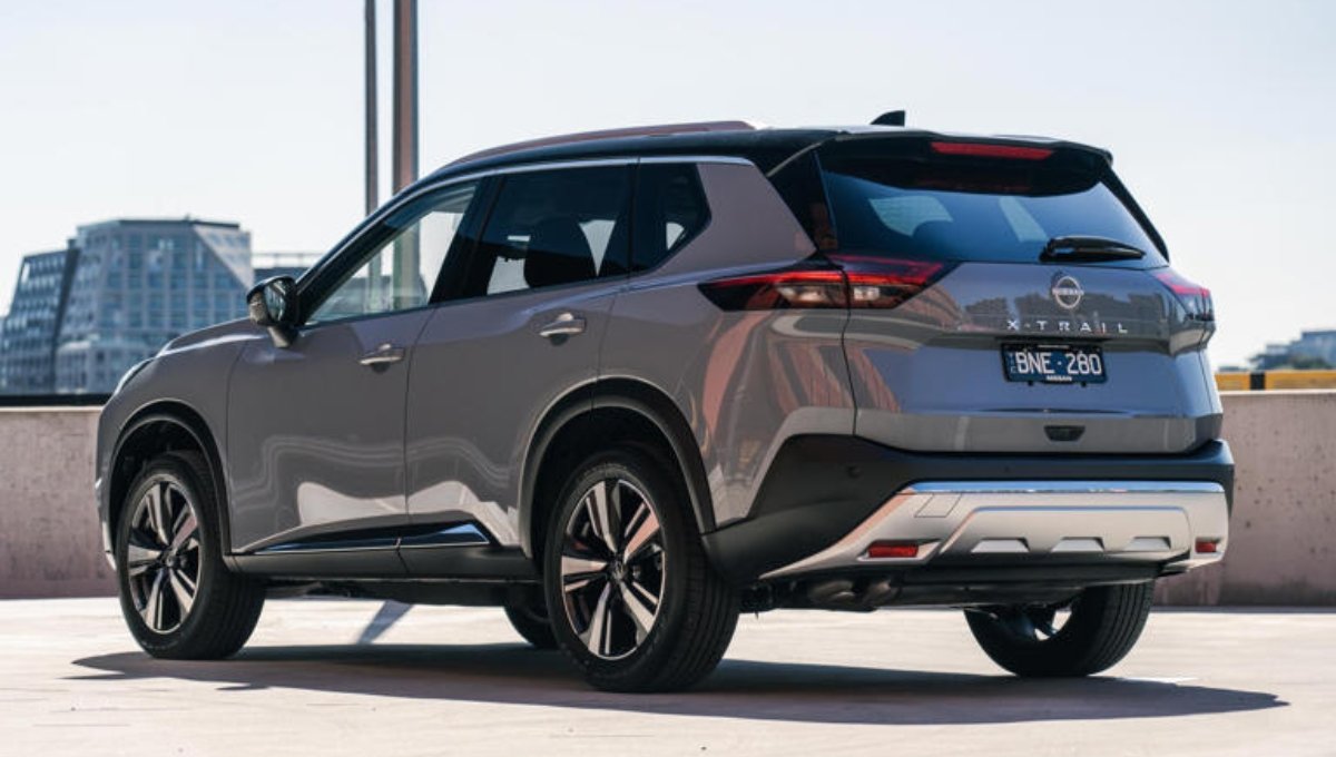 Nissan X-Trail 2025: अब Rs 45 लाख की कीमत में मिलेगी 13.7 kmpl माइलेज और लग्ज़री SUV का अनुभव