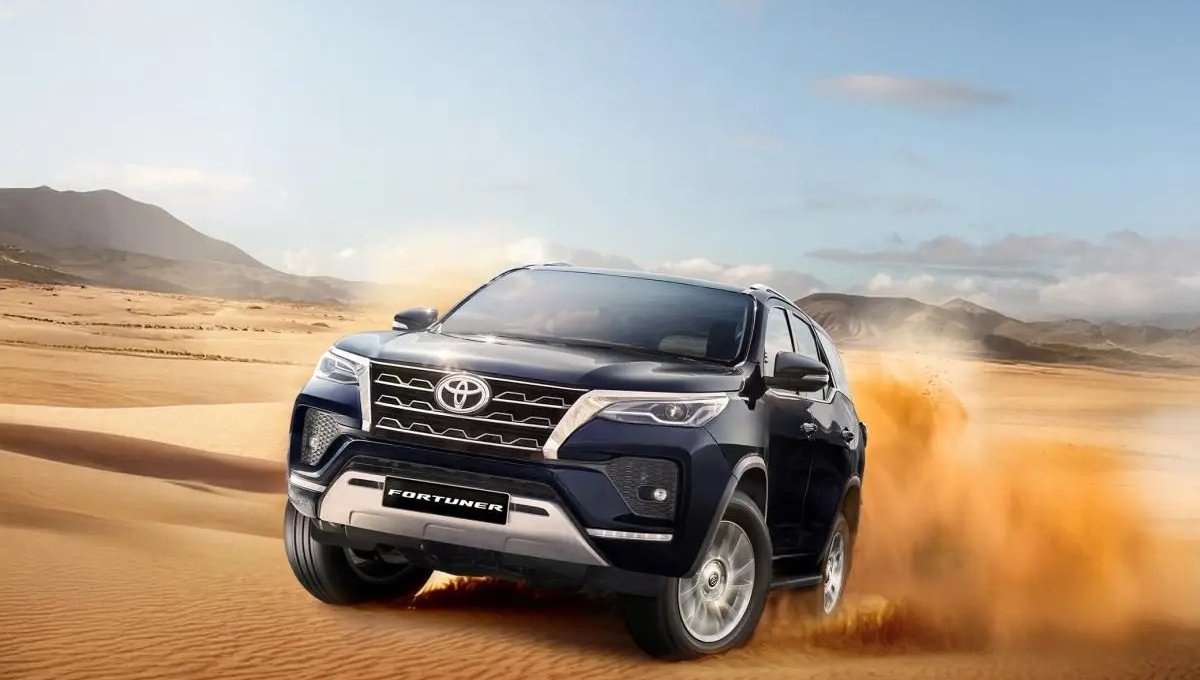 Toyota Fortuner Mild Hybrid: अब Rs 44.72 लाख में मिलेगी दमदार पावर और 15kmpl तक की माइलेज!