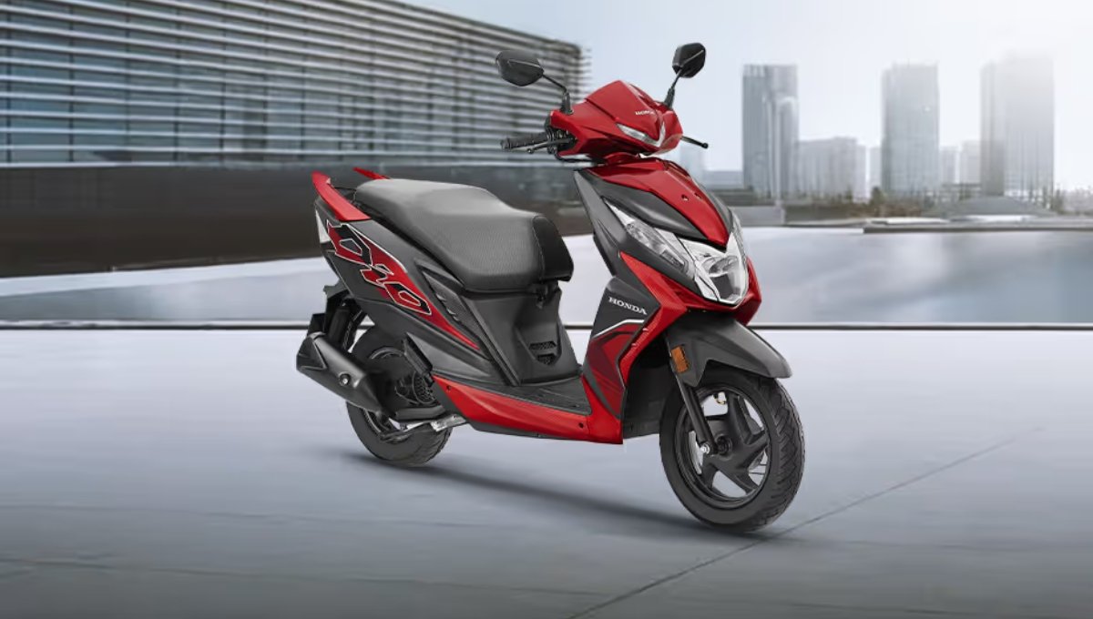 Honda Dio 2025: 50 kmpl माइलेज के साथ अब सिर्फ Rs 70,000 में आपके करीब