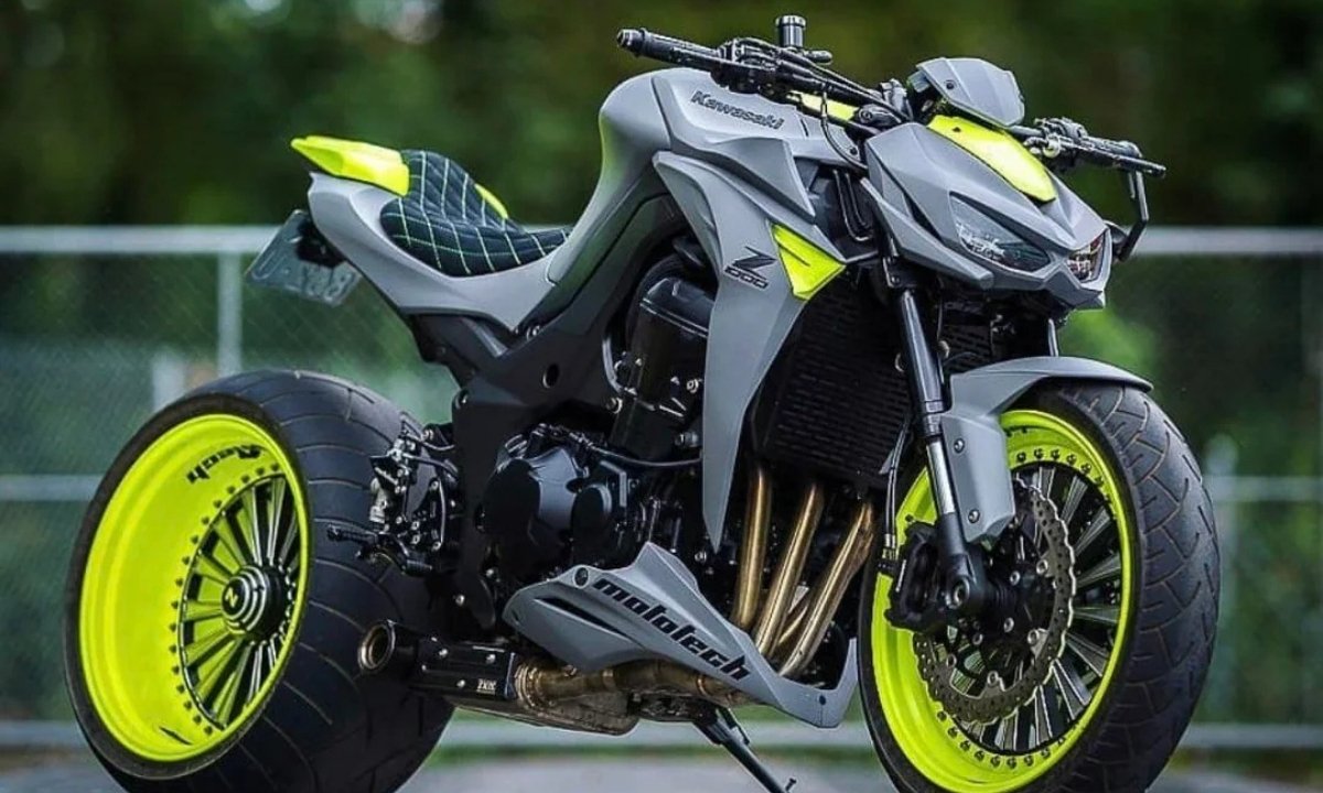 Kawasaki Z1000