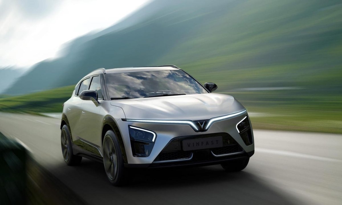 VinFast VF7