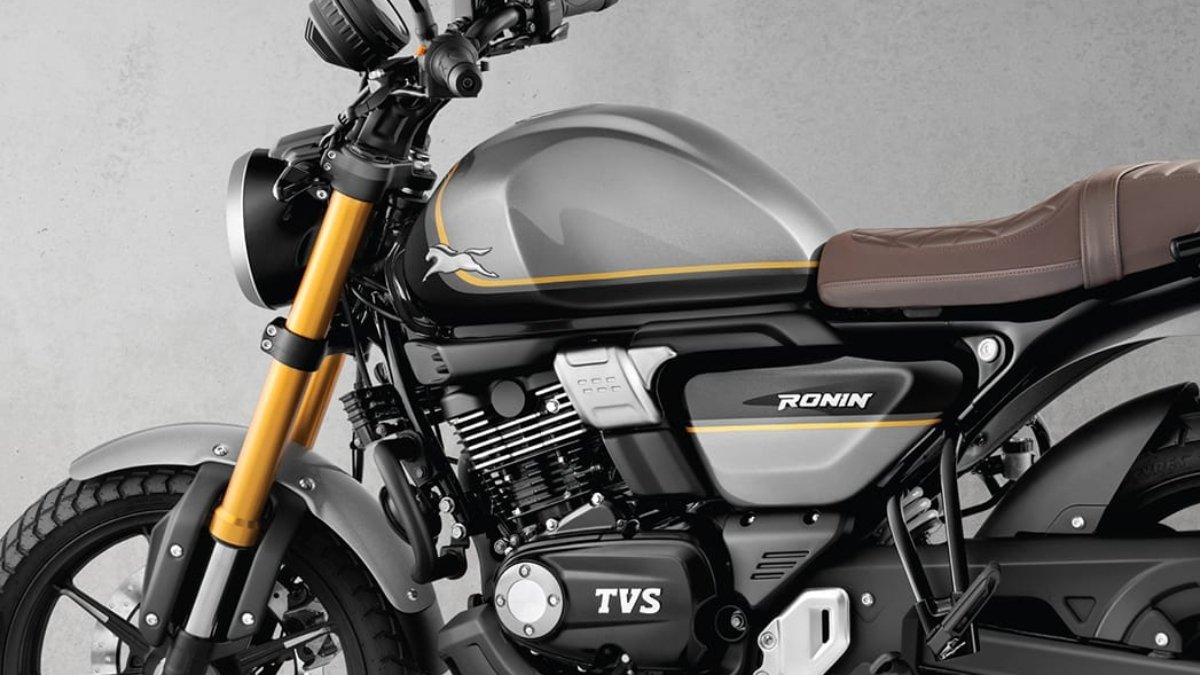 TVS Ronin 225: पॉवरफुल 225cc इंजन और स्मार्ट कनेक्ट फीचर्स सिर्फ Rs 1.49 लाख में