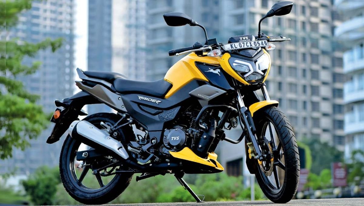 TVS Raider: बनी युवाओं की पहली पसंद Rs95,000 में मिले 71.94 kmpl का दमदार माइलेज और स्टाइलिश लुक