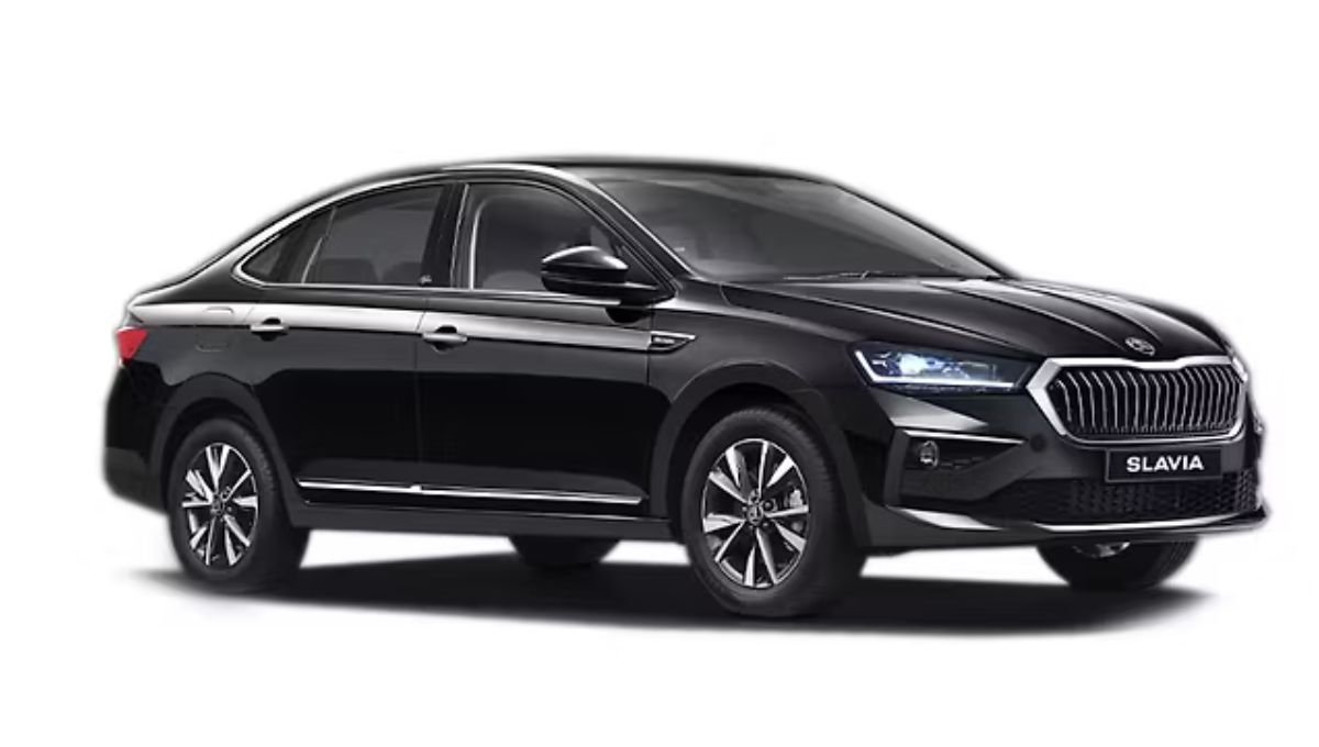 Skoda Slavia: लंबा सफर, कम खर्च, माइलेज 19.36 kmpl, शुरुआती कीमत Rs11.63 लाख