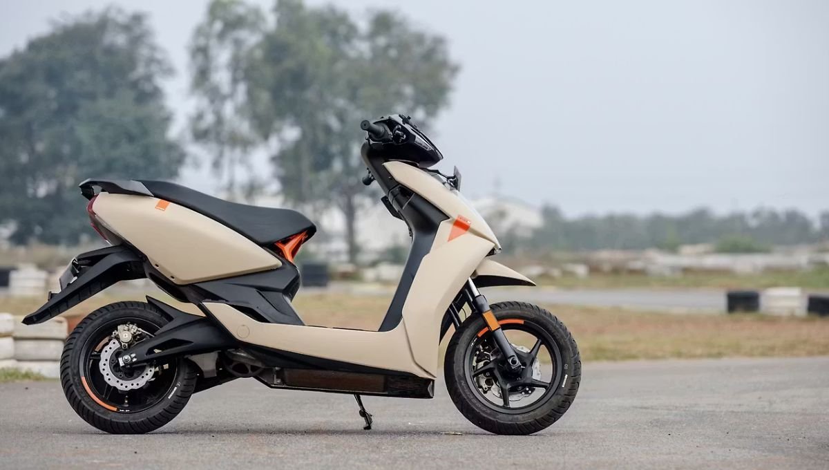 Ather 450X: एक बार चार्ज, 126 KM तक बिना रुकावट, कीमत सिर्फ Rs1.40 लाख से शुरू